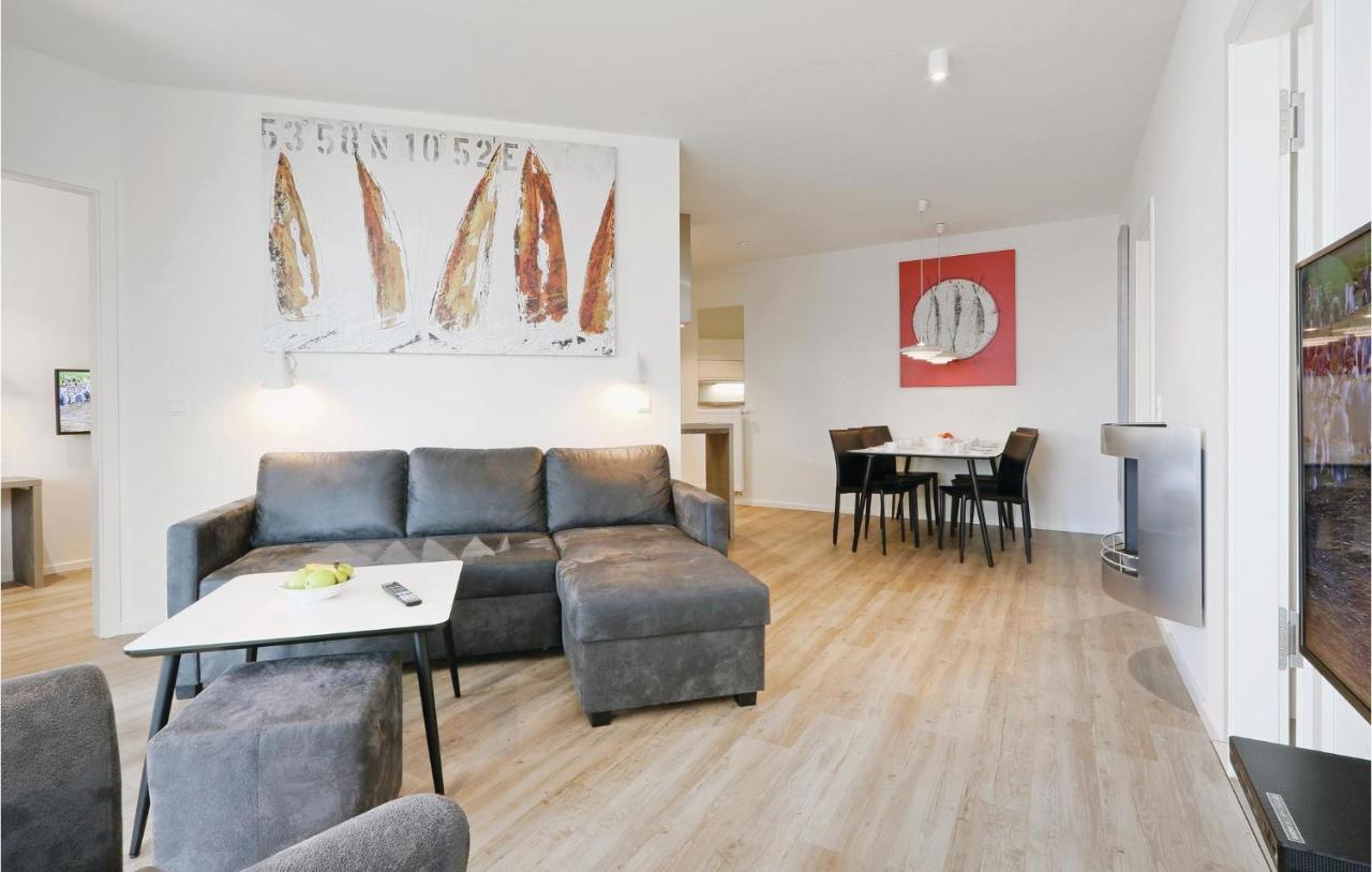 Nice Apartment In Luebeck Travemuende With Kitchen エクステリア 写真