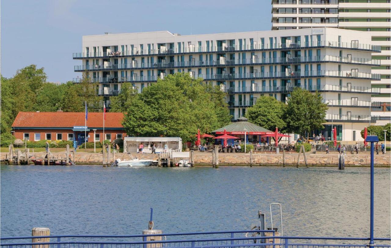 Nice Apartment In Luebeck Travemuende With Kitchen エクステリア 写真