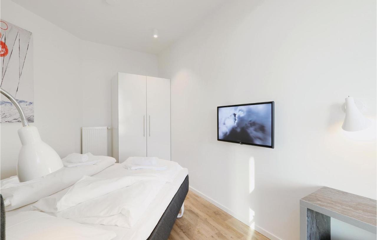 Nice Apartment In Luebeck Travemuende With Kitchen エクステリア 写真